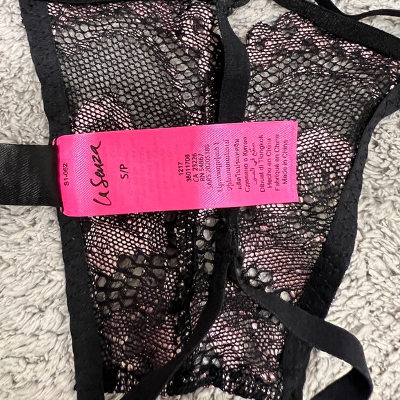 Small La Senza Thong - Picture 3 of 3